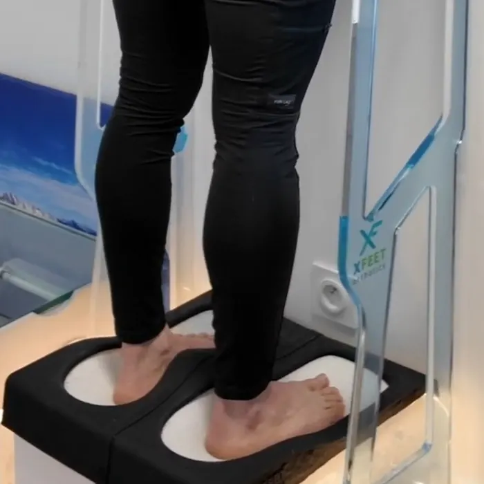 Scan 3D du pied sur plateau